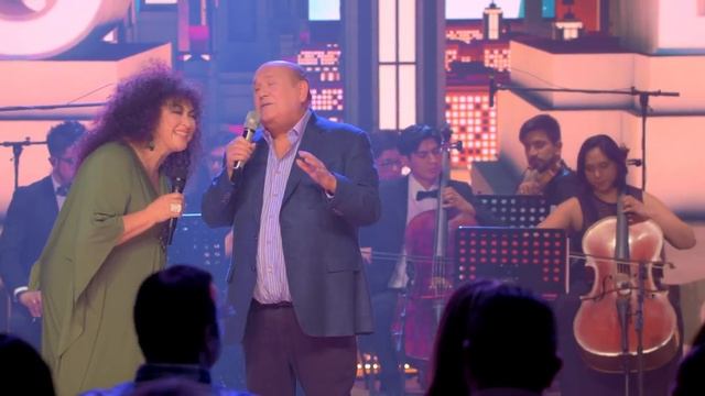 Leo Dan, Amanda Miguel - Ojos Azules (En Vivo) смотреть онлайн