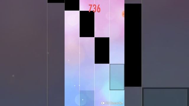 Trying for the WORLD record piano tiles 2 (fountain) !! смотреть онлайн