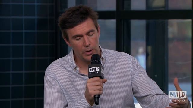 Jack Davenport Discusses "Next of Kin" смотреть онлайн