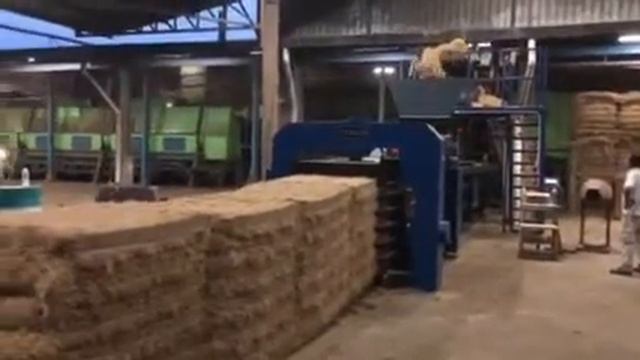 Animal fiber baler machine смотреть онлайн