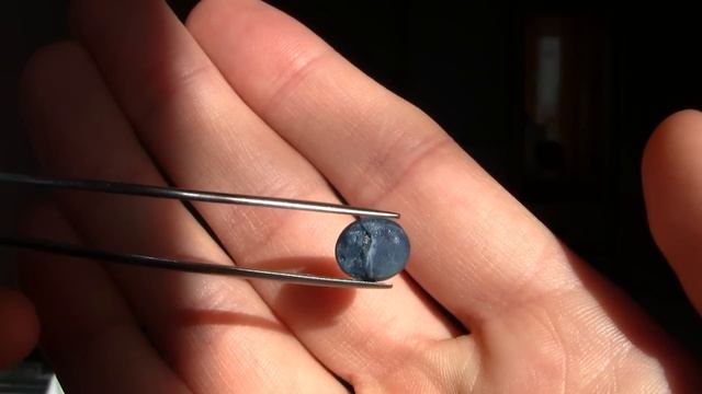 Звёздчатый сапфир. Star sapphire. Натуральный камень. смотреть онлайн