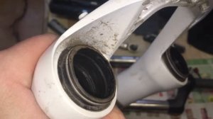 Обслуживание вилки Suntour XCR