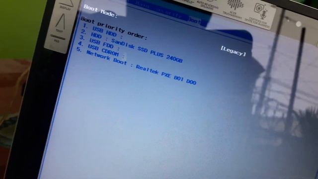 How to Enter BIOS and Switch from UEFI to Legacy on ACER ASPIRE R11 R3 131T LAPTOP смотреть онлайн