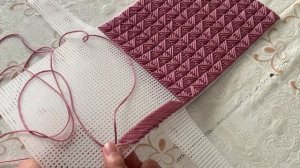 Сумка из пластиковой канвы