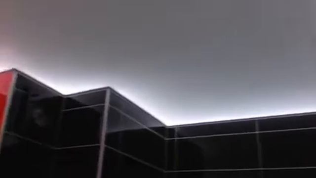 Потолки Pongs c LED освещением смотреть онлайн