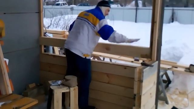 Зимняя стройка: веранда-кухня из бруса (Winter construction : porch , kitchen of timber) часть 1 смотреть онлайн
