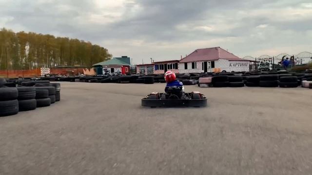 Супер гонка на картинге ? Super karting race [with English subtitles] смотреть онлайн