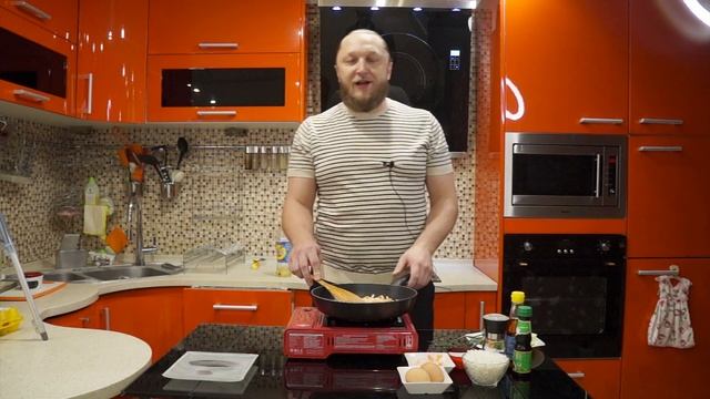 Офигенный жареный рис с креветками по-тайски! Получилось как-будто в Таиланде! смотреть онлайн