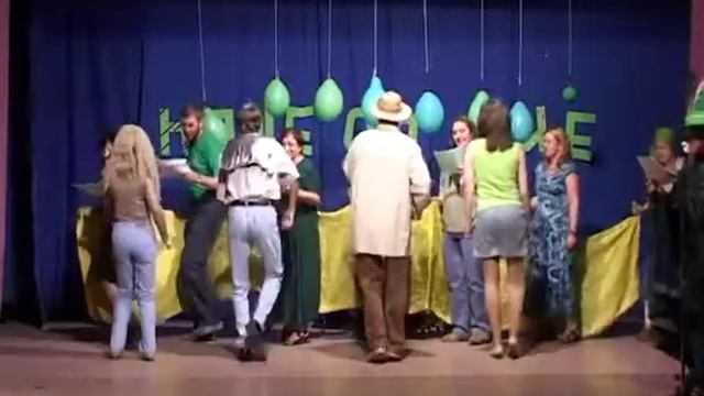 ИЗУМРУДНЫЙ ГОРОД смотреть онлайн
