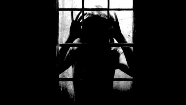 СТРАШИЛКИ НА НОЧЬ - Стук в окно