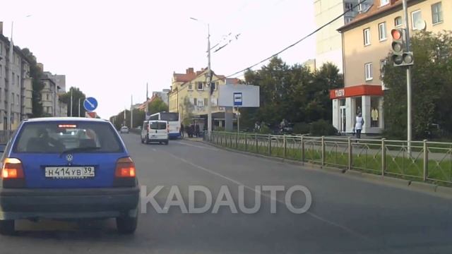 Пешеход на ул. Горького в Калининграде. 28.09.21 смотреть онлайн