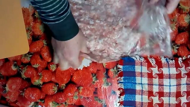 Кубики для бульона, на весь месяц за 300 рублей. смотреть онлайн