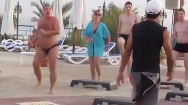 Танец русского туриста смотреть онлайн