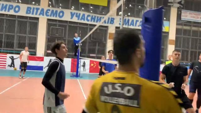 У КОЛЛЕКТИВА ЕСТЬ ПРОШЛОЕ И БУДУЩЕЕ,У СТАДА-НАСТОЯЩЕЕ. смотреть онлайн