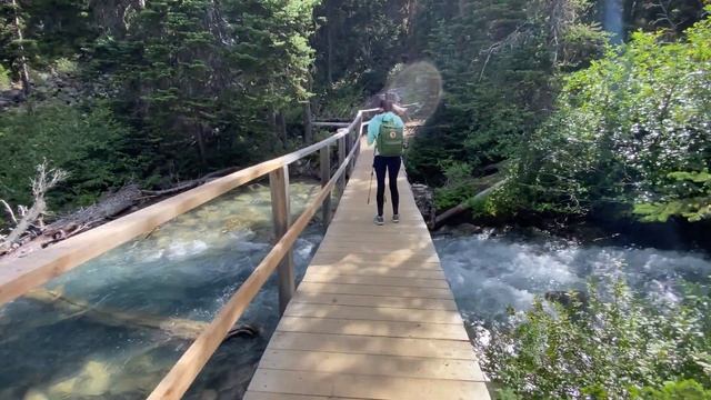 Dia de TRILHA NO JOFFRE LAKES Provincial Park смотреть онлайн
