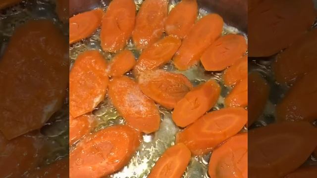 ГАРНИР ИЗ МОРКОВИ «ПАЛЬЧИКИ ОБЛИЖЕШЬ» смотреть онлайн