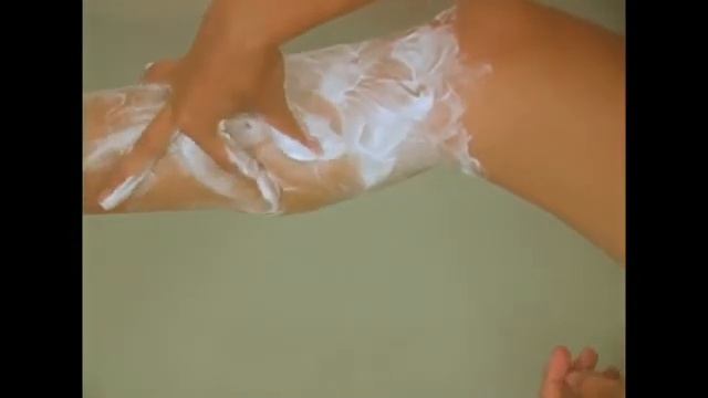 Как правильно брить ноги