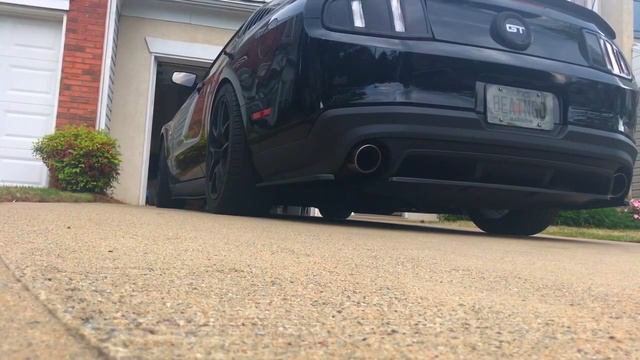 Cold start 2010 mustang gt cammed смотреть онлайн