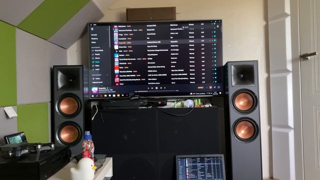 Klipsch R-820F + Cambridge Audio Azur 540R -50dB смотреть онлайн