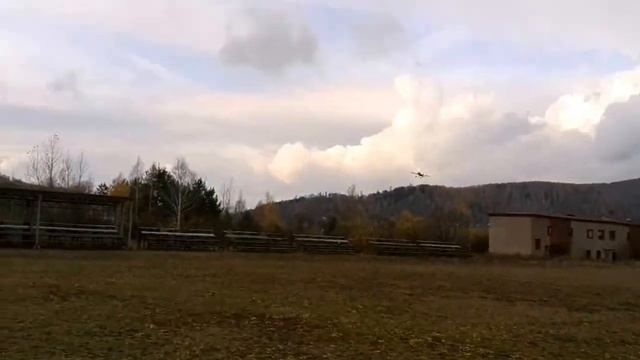 Юниор PML-1001 с новым фюзеляжем . смотреть онлайн