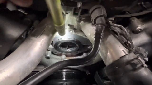 PORSCHE CAYENNE 4.8L THERMOSTAT REPLACEMENT смотреть онлайн