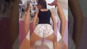 MULHER GOSTOSA REBOLANDO(2)