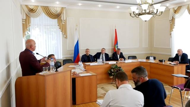 Круглый стола на тему_ _О проблемах в сфере обращения с ТКО на территории Орловской области_. смотреть онлайн