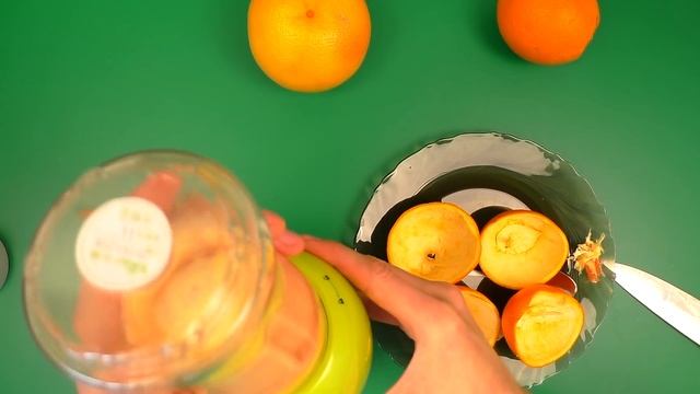 КАК ПОЧИСТИТЬ АПЕЛЬСИН ЛОЖКОЙ? ?ПОРТАТИВНЫЙ БЛЕНДЕР смотреть онлайн
