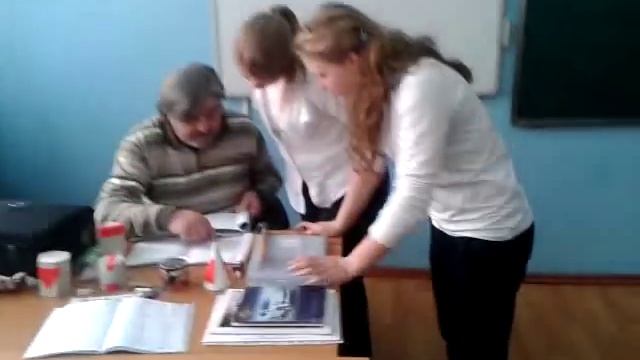 Школа. СШИОСД. На черчении, чертилы, чертят чертежи ))) смотреть онлайн