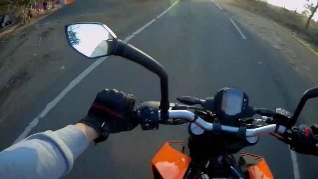 KTM Duke 200 BS6 Review - Worth Buying For The Price ? смотреть онлайн