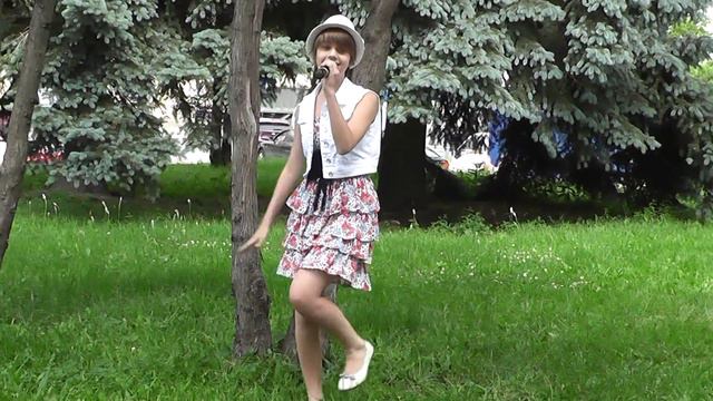 "ЛУЧШИЙ ГОРОД ЗЕМЛИ" Исполняет Полина МИХАЙЛОВА смотреть онлайн