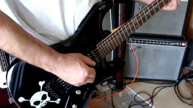 Fender Squier Showmaster through a Boss ML-2 & OS-2 into a early 80's Fender Concert Amp смотреть онлайн