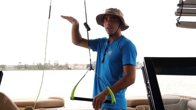 How To: Backflip on a Wakeboard - Ts Backroll смотреть онлайн