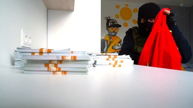 Nerf-TRAP...ЗАСАДА в лесу...Джип-ВЕЗДЕХОД. All-terrain jeep смотреть онлайн