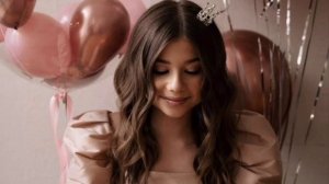 Милана хаметова ???