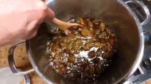 Варенье из сосновых шишек. Легкий рецепт)