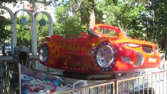 Молния Маквин в городе Николаеве в парке "Город сказки" смотреть онлайн