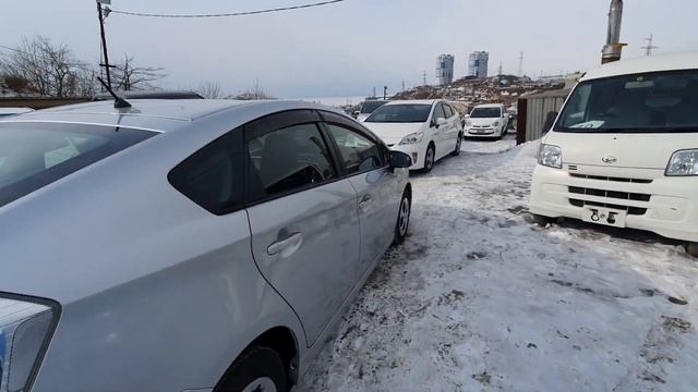 КРАТКИЙ ВИДЕООБЗОР TOYOTA PRIUS HYBRID 2015 ГОДА, ДВС 1800 СС, ПРИВОД 2 ВД смотреть онлайн