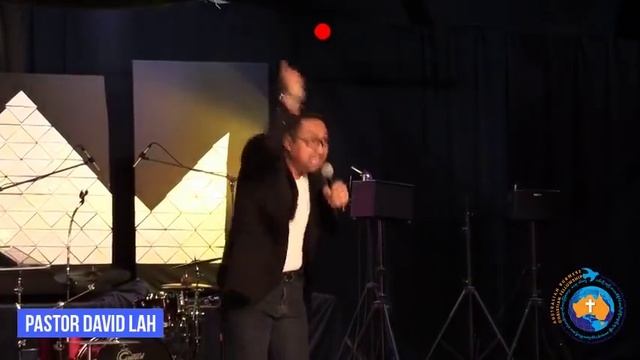 Rev San Toe & Rev David Lah ၀ိညာဥ္ေရးကို ဘာနဲ႔မွ မလဲနဲ႔ смотреть онлайн