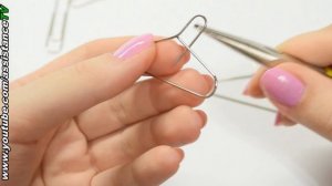 Мини - ВЕШАЛКА из СКРЕПОК СВОИМИ РУКАМИ / DIY из ПОДРУЧНЫХ СРЕДСТВ