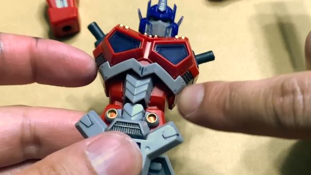 FULL BUILD! | Flame Toys Optimus Prime Model Kit смотреть онлайн