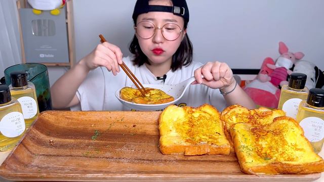 니드인 미니멀로스 프렌치토스트 디저트 먹방 Dessert Mukbang смотреть онлайн
