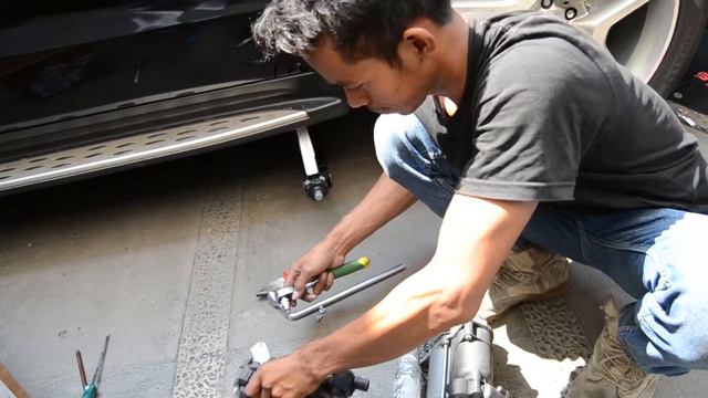 Penggantian Compressor Air Matic Suspension Mobil Mercedes-Benz GL400 di Bengkel Mercy Supercar.id смотреть онлайн