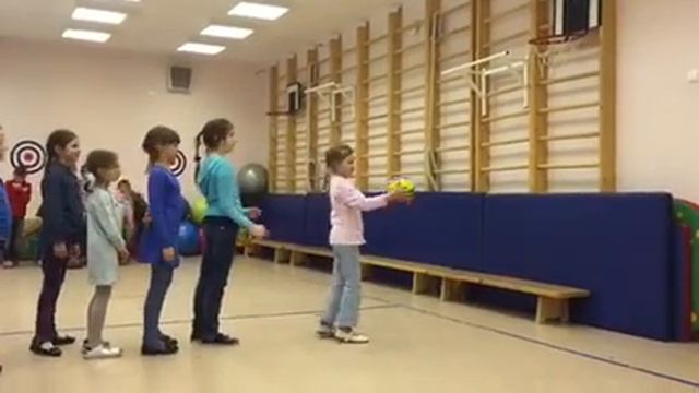 Урок физической культуры в ДОЛ "Островок" смотреть онлайн