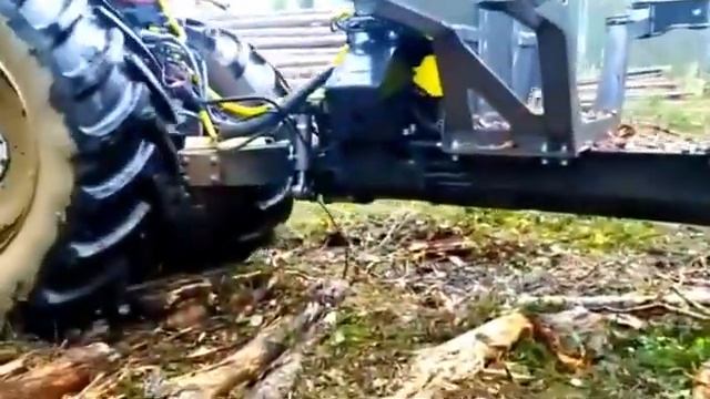 Проехаться по лесному бездорожью? Для Valtra не существует невыполнимых задач!