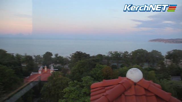 Закат на крыше "Алых парусов" в Феодосии смотреть онлайн