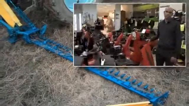 Машины и механизмы для ухода за газонами смотреть онлайн