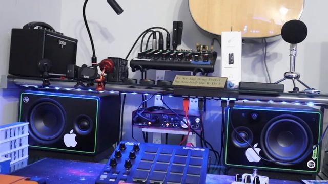 Mackie CR5 XBT 5 Reference Monitors Things I dont like about them смотреть онлайн