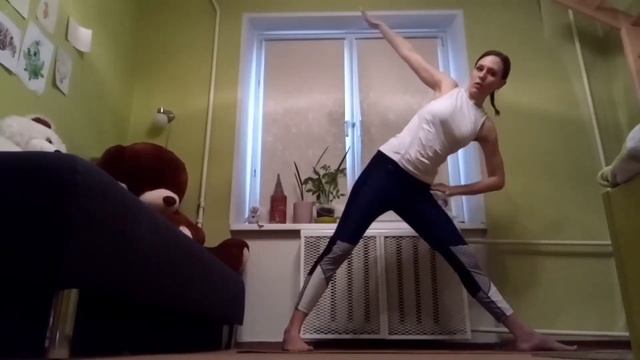 Анастасия Давыдова | Комплекс "Чандра-намаскар" смотреть онлайн