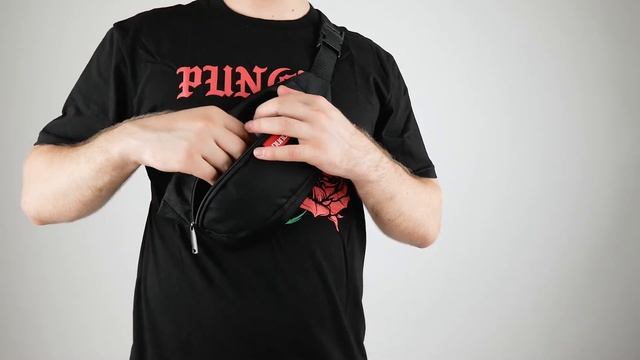 Поясная сумка Punch - BlackПоясная сумка Punch - Black смотреть онлайн